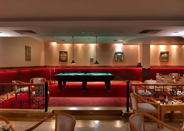 Miramare Queen Hotel