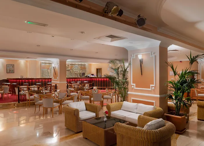 Miramare Queen 酒店