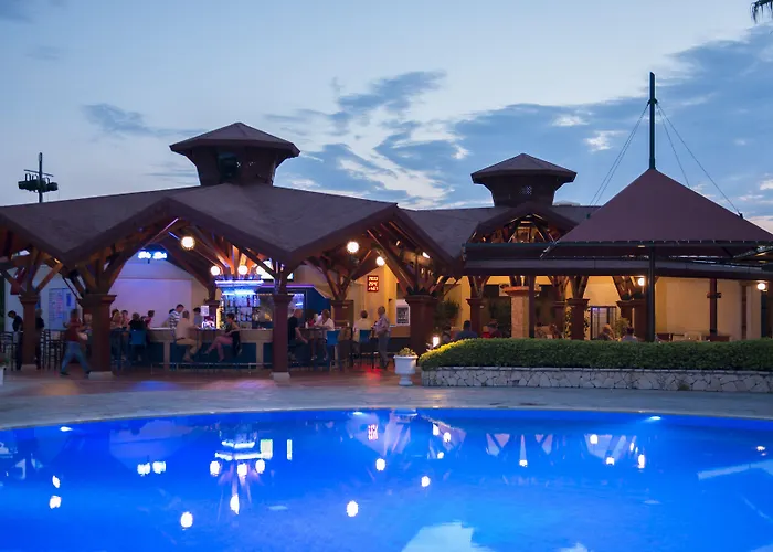 Miramare Queen 5* Side