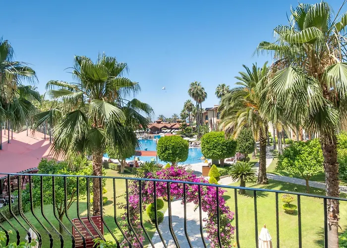 Miramare Queen Hotel Sidé