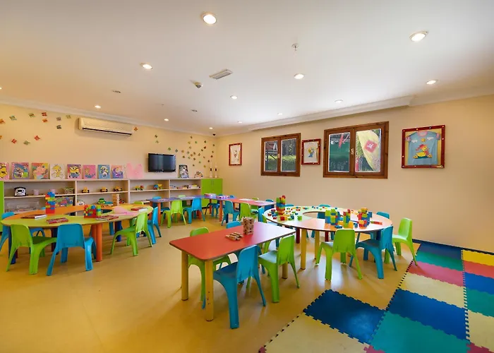 Miramare Queen Hotel